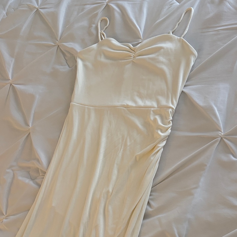 Aritzia Wilfred Cream Midi Dress